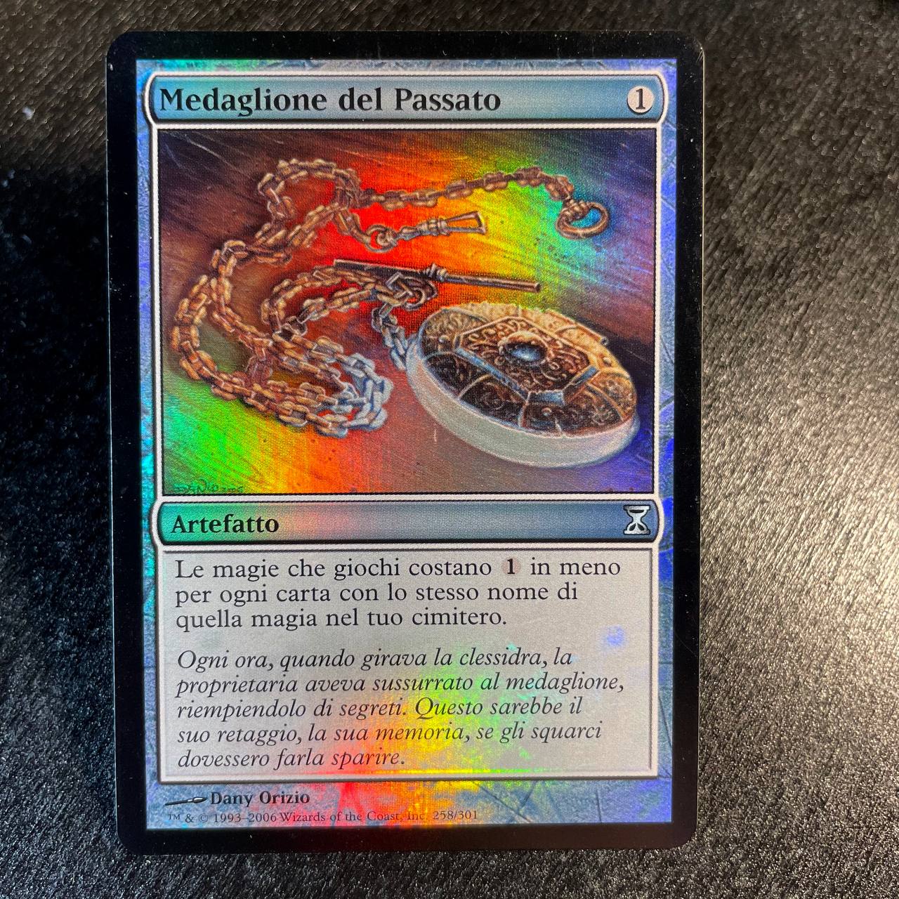 Locket of Yesterdays FOIL (IT)